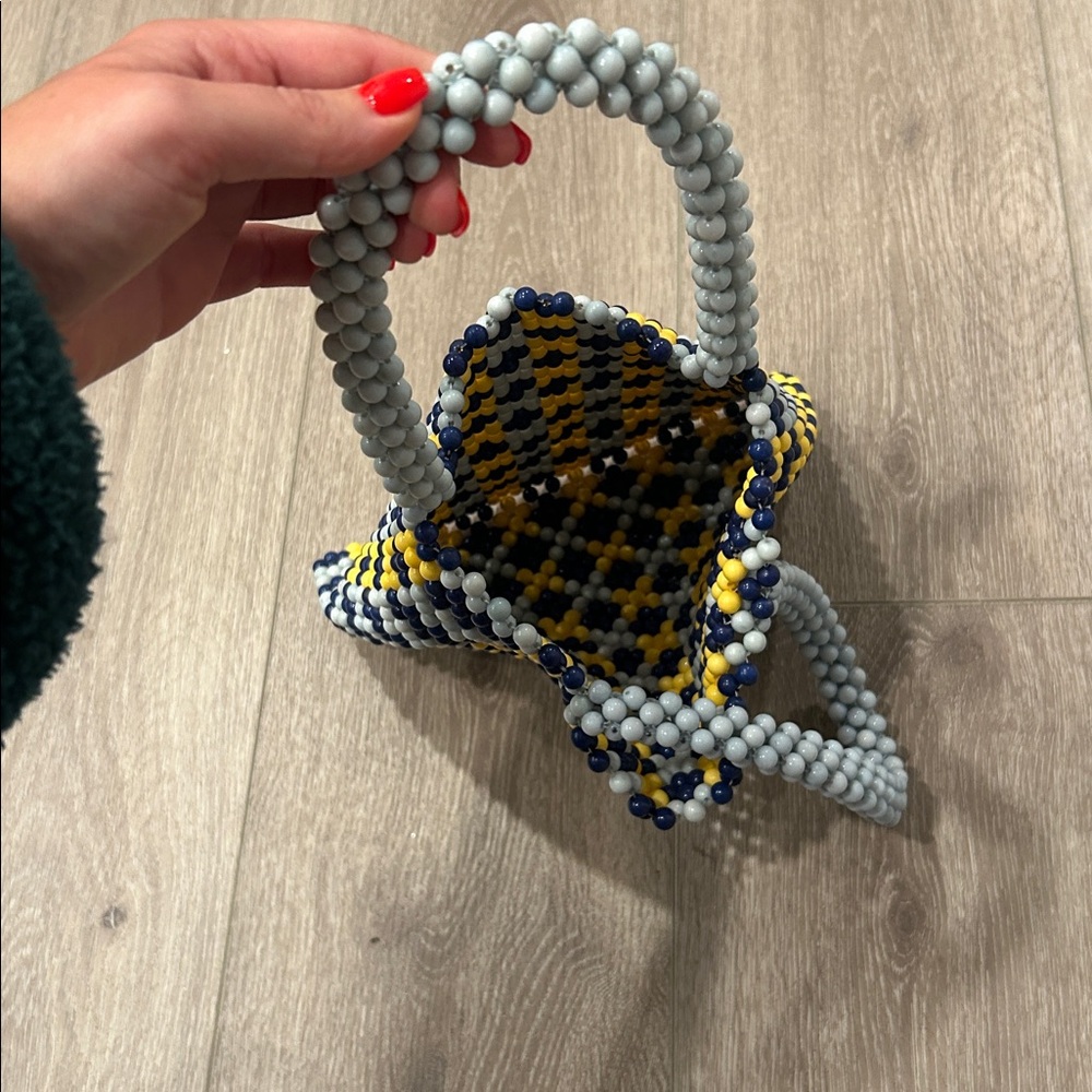 Beaded Handbag with Yellow and Blue Pattern - Picture 3 of 3